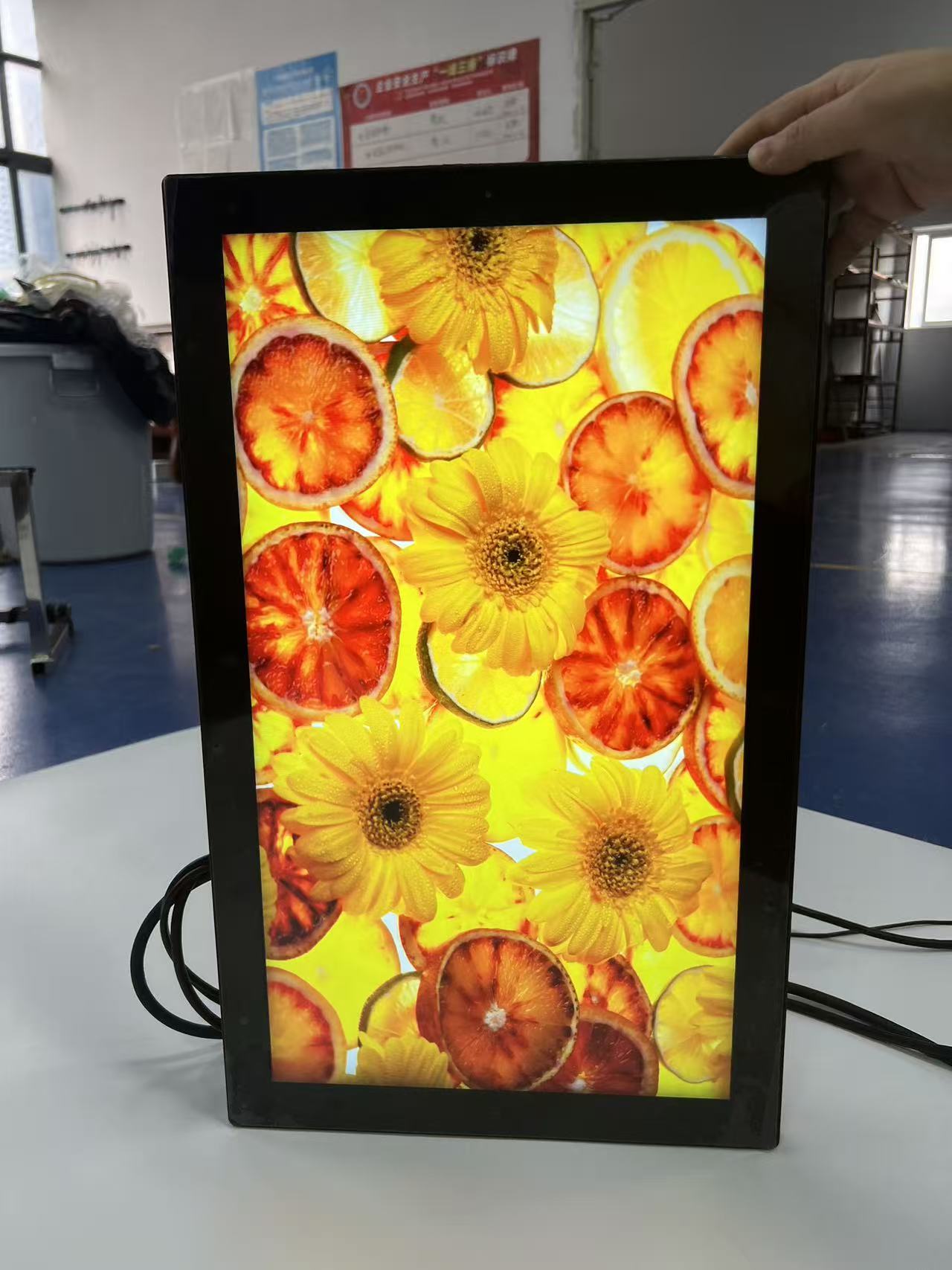 Jüngste Firmenblogs über IP67 Wasserdichter Industrie-LCD-Monitor für den Außeneinsatz
