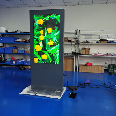 kaufen 4000cd/M2 Outdoor-Digitale Werbetafeln Interaktive Digitale Beschilderung RK3568 Android 11 online manufacture
