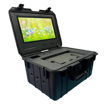 kaufen 15.6-Zoll-FHD-Display Portable Rugged PC mit IP65 Wasserdicht und Stoßdicht Reisebühne für den Außenbereich Online-Herstellung